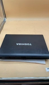 Toshiba Satellite A215-S7422 Laptop 15,3" AMD Turion Prozessor nur für Ersatzteile - Bild 1 von 12