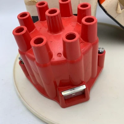 NOS Delco Remy D327 Distributor Cap 8 Cyl #1968018 Red 1967-1968 GM cars various - Image 1 of 4