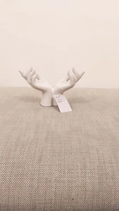 NEXT graue Keramik Hände Skulptur reaktive Glasur Ornament Home Office Geschenk Deko - Bild 1 von 5