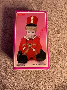 Vintage 1983 Lioo Porcelain Christmas doll* - Picture 1 of 2