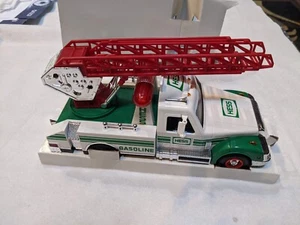 Nuevo camión de rescate de juguete Hess 1994 de colección en caja original nunca exhibido nuevo - Imagen 1 de 3