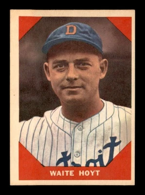 1960 Fleer #69 Waite Hoyt   EXMT/EXMT+ X3511959 - Image 1 of 3
