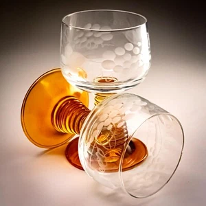 Pair German Roemer Beehive Amber Stem Wine Glasses Wheel Cut Vine & Grapes - Picture 1 of 14