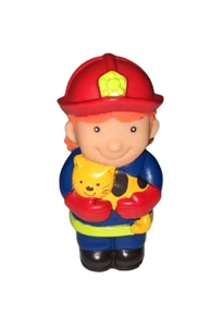 BATAT MÄDCHEN FEUERWEHRMANN MIT KATZE ABENTEUER HELDENFIGUR FRAU FEUERWEHR SPIELZEUG - Bild 1 von 6