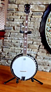 Westfield 5 String Banjo With Remo Weather King Head. Made in Korea. Banjo