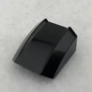 LEGO 30602 Black Slope, Curved 2 x 2 Lip (x1) - Picture 1 of 3