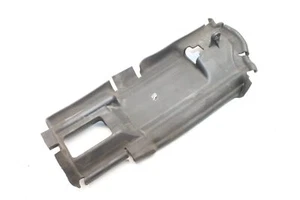 VOLVO V70 III BW D5 Radiator air diverter 71217065 Diesel 151kw 2009 - Picture 1 of 4