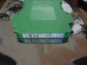 PHOENIX CONTACT MCR-C-U/U-DC ISOLATION AMPLIFIER, 2814469, QTY 1, NEW - Picture 1 of 4