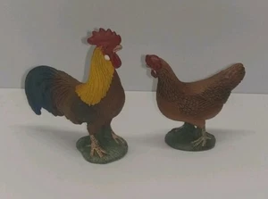 Lote de figuras de plástico de pollo y gallo de Schleich 2008 - Imagen 1 de 4