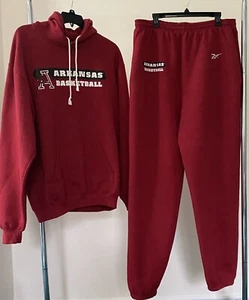 Arkansas Razorbacks Basketball Team Men’s Sweat Pants / Sweat Shirt Set Size XL - Picture 1 of 12