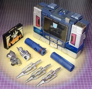 Arrancador completo Hasbro Transformers G1 Decepticon Soundwave y Buzzsaw de colección - Imagen 1 de 10
