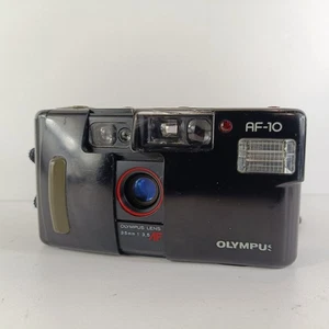 Olympus AF-10 35mm compact camera. 35mm f/3.5 lens 35mm point and shoot Olympus - Picture 1 of 12