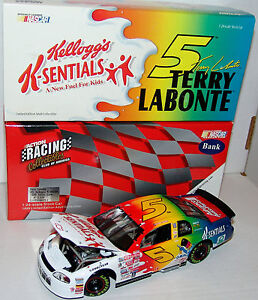 99 Terry Labonte #5 Kellogg's K-Sentials Action RCCA 1:24 Limited Edition Bank