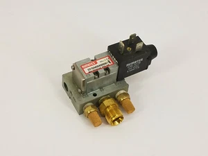 Numatics 031SA4004000061 MK3 5/2-Way Single Solenoid Valve (1/8" NPT, 24VDC) - Picture 1 of 9