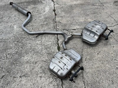 2014-2018 Chevrolet Impala 2.5L Exhaust System Muffler Tail Pipe 84289381 OEM Foto 1 de 4