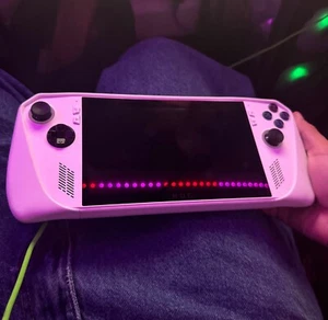 Rog Ally Gaming Handheld - Z1 Extreme Chip - White - 512GB SSD (W/ OG CHARGER) - Picture 1 of 2