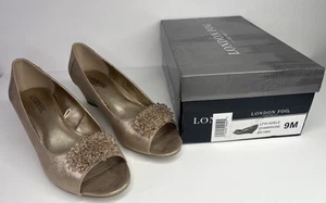 London Fog Peep Toe Champagne Shoes Heels Adele 9M NEW NIB EK1880 Beaded 2 Inch - Picture 1 of 8