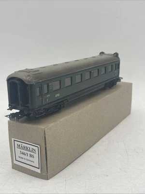 Marklin 346/1 B4U BS PASSENGER CAR, 4 AXLES, GREEN, 1ST CL  With Lights - Image 1 of 4