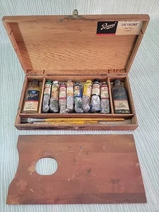 Vintage reeves Greyhound Wooden Set No 950 Fine Oil Colours 8 Tubes - Picture 1 of 8