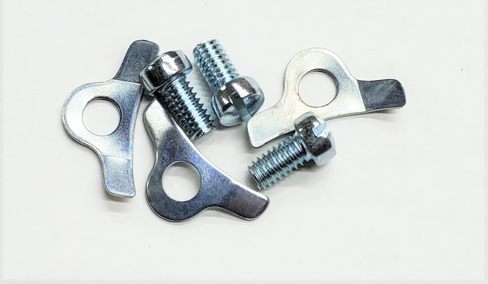 Rochester Quadrajet elemento de cubierta de estrangulador tornillos y clips de retención Foto 1 de 1