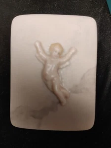 Hand-painted Porcelain Box With Cherub Rectangle - Picture 1 of 4