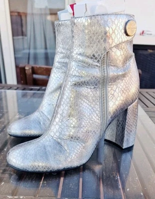Stella McCartney Silver Metallic Leather Ankle Boots Size 38 - Immagine 1 di 4