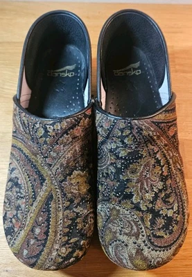 Zuecos de tapiz profesionales veganos Dansko EE. UU. 9,5-10 UE 40 zapatos sin cordones Foto 1 de 4