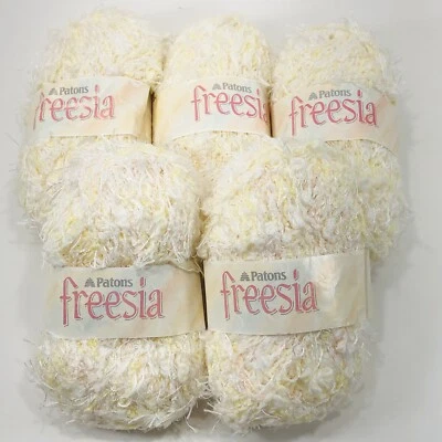 Bolso de 5 vintage Patons Freesia hilo mezcla de algodón voluminoso Boucle amarillo blanco 2873 Foto 1 de 4