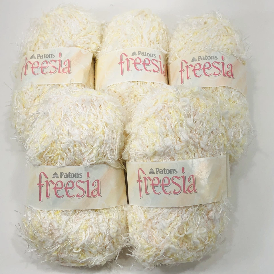 复古 Patons Freesia 纱线棉混纺笨重毛圈黄色白色 2873 5 包 — 第 1/4 张图片