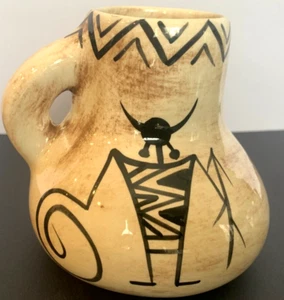 Native American Indian Jug Art Glazed Pottery Vase Cream Black Signed on Bottom - Picture 1 of 14