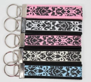 ¡LLAVERO NEGRO DAMASCO HECHO A MANO ANILLO LLAVERO SOPORTE CORREA CORDÓN PULSERA! - Imagen 1 de 6