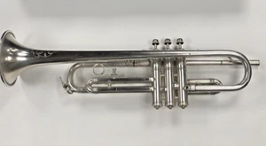 Frank Holton 1929 Revelation Trumpet / case and accessories - Picture 1 of 13