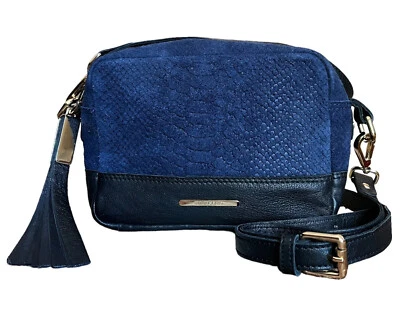 River Island Serpiente Reptil Gamuza Cuero Bandolera Cartera de Hombro Azul Marino Foto 1 de 4