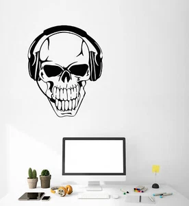 Vinyl Wall Decal Gamer Skull In Headphones Video Game Stickers (3613ig) - Picture 1 of 3