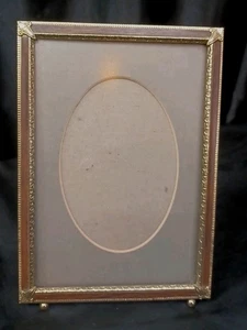 Vintage verzierter goldfarbener & brauner Metall-Fotorahmen mit Fuß 5" x 7" MCM Staffelei hängend  - Bild 1 von 11
