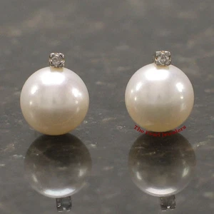 14k Yellow Gold Diamond & White Pearl Stud Earrings - Picture 1 of 3