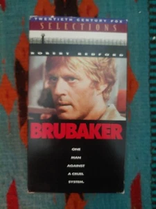 Brubaker (VHS TAPE) Robert Redford, Yaphet Kotto, Morgan Freeman Corrupt Prison - Foto 1 di 2
