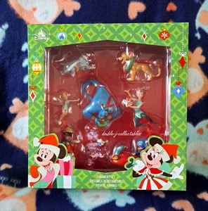 Cuaderno de bocetos clásicos de Disney Navidad conjunto de 8 adornos Dumbo Tink Stitch Pinocho - Imagen 1 de 3
