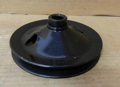1971-74 Buick Skylark GS Riviera V8 used power steering pump pulley 1235776-A - Image 1 of 4