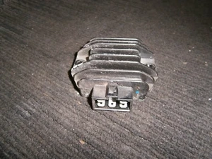NXC125 Cygnus 2012 REGULATOR RECTIFIER reg/rec  - Picture 1 of 3