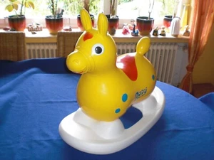 Rody gelb & Wippe - Hopser Hüpfer Pferd Hüpfpferd Schaukelpferd - wow ! - Bild 1 von 12