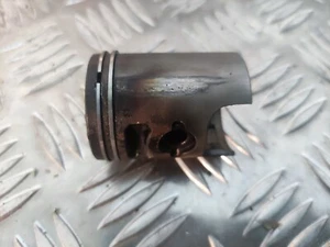 A-312 HONDA DIO 50 PISTON ORIGINAL - Picture 1 of 4