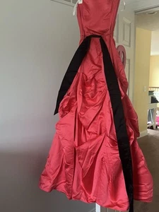Betsy And Adam’s Long Pink Dress - Picture 1 of 6