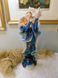 Lenox Millennium Gedenk Engel Figur weiße Taube und Globus - Bild 1 von 11