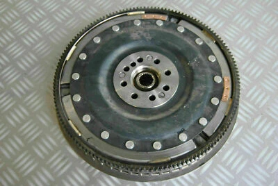 Mercedes Benz Zweimassenschwungrad Schwungrad A6510301403 Valeo 836151 - Bild 1 von 3