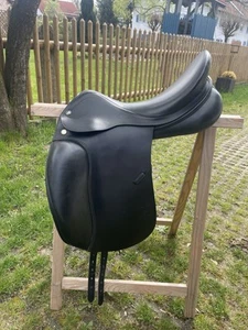 Neuwertiger Dressursattel Prestige Top Dressage SP - Bild 1 von 13
