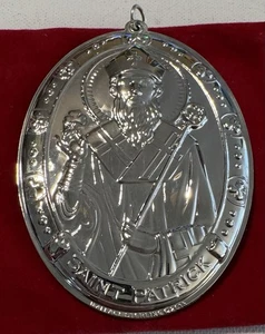 Wallace Sterling, adorno navideño de San Patricio, edición 2013, excelente estado - Imagen 1 de 4