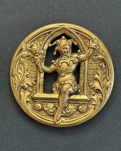 GORGEOUS Nicely Detailed Antique Vintage JESTER Pierced Button - 1-1/2" (S23) - Picture 1 of 3