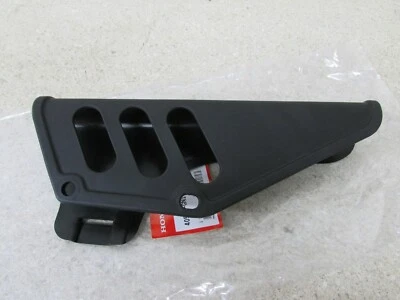 NEW HONDA XR80R CRF80F XR100R CRF100F OEM CHAIN CASE GUARD COVER 40510-GN1-760 - Image 1 of 2