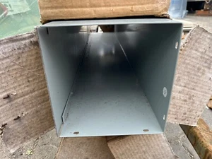 Hoffman F88T148GVP Straight Section Lay-in Flat-Cover Type 1 KOs 8x8x48 Gray - Picture 1 of 5